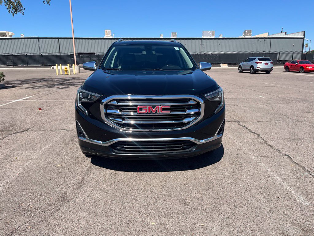 Used 2019 GMC Terrain Denali w/ Driver Alert Package II FWD image 3