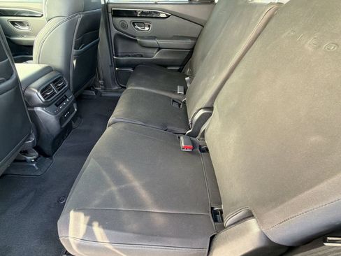 Used 2025 Honda Pilot Touring image 24