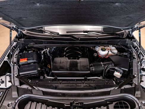 Used 2025 GMC Yukon Denali Ultimate image 32