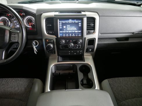 Used 2018 RAM 1500 Big Horn AWD/4WD image 10