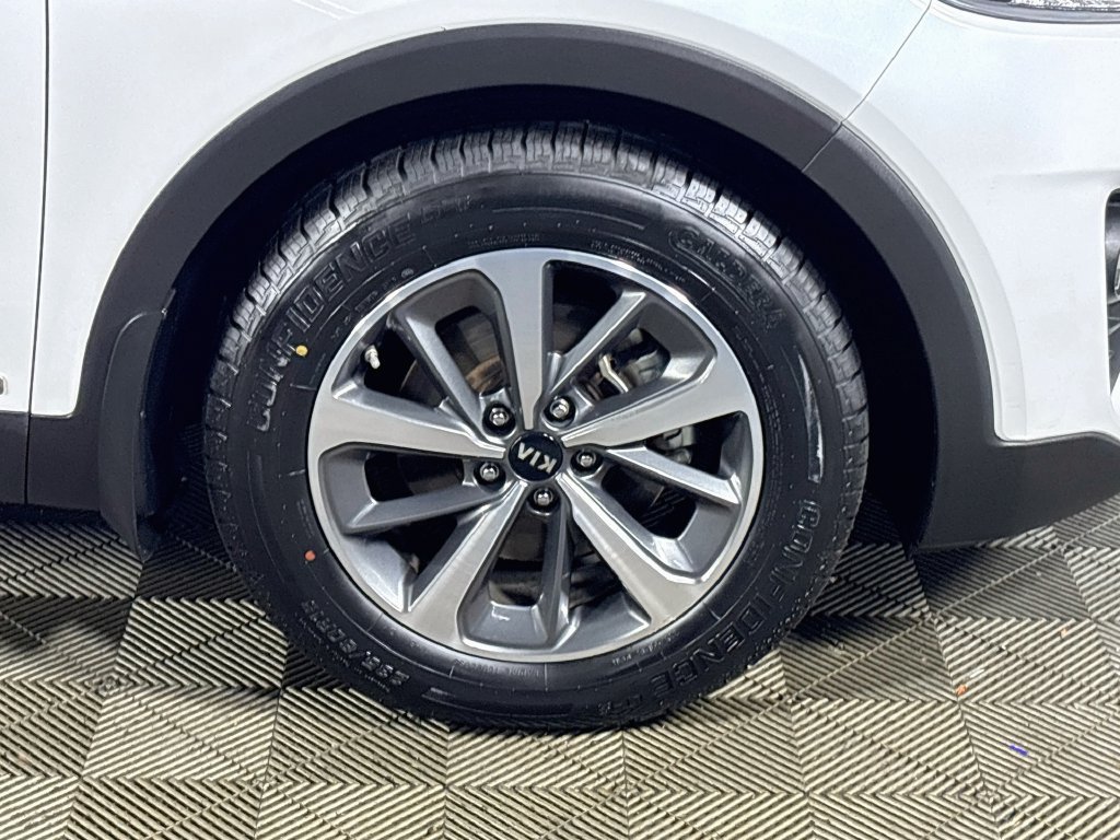 Used 2019 Kia Sorento EX w/ EX Touring Package AWD/4WD image 24