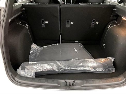 New 2025 Nissan Kicks Play S image 35