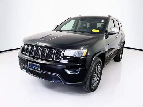 Used 2019 Jeep Grand Cherokee Limited AWD/4WD image 3