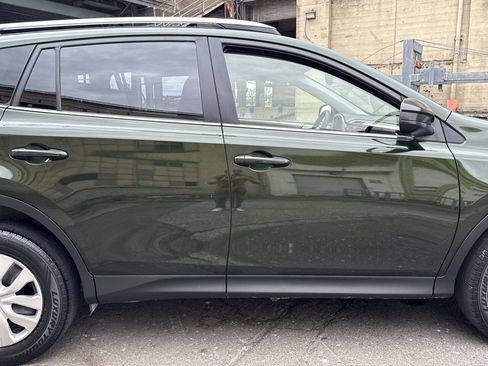 Used 2013 Toyota RAV4 LE AWD/4WD image 35