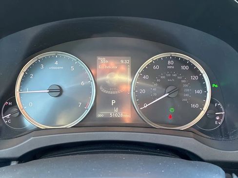 Used 2020 Lexus IS 300 AWD w/ Premium Package image 11