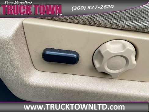 Used 2013 Ford F150 XLT w/ Mid Equipment Group RWD image 28