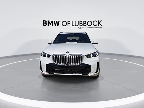 New 2026 BMW X5 sDrive40i w/ M Sport Package RWD image 3