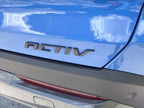 Used 2025 Chevrolet Equinox ACTIV w/ Safety and Technology Package image 33