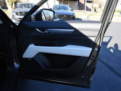 New 2025 MAZDA CX-5 AWD 2.5 S w/ Premium Plus Pkg image 27