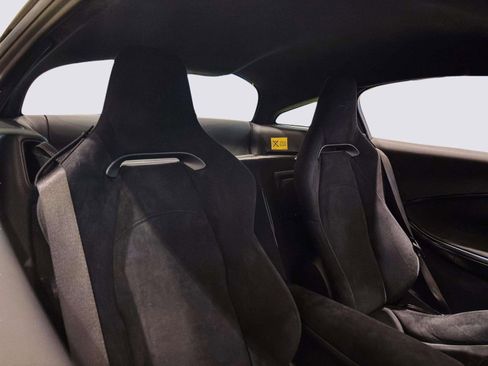 New 2026 McLaren Artura image 15