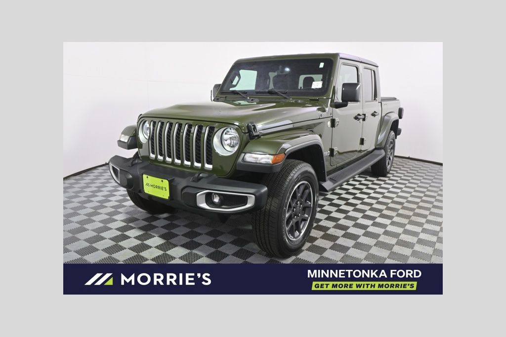 Used 2022 Jeep Gladiator Overland w/ Popular Equipment Package AWD/4WD image 1
