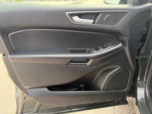 Used 2023 Ford Edge SE AWD/4WD image 13