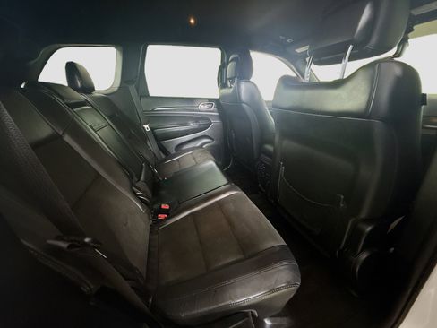 Used 2018 Jeep Grand Cherokee Laredo image 29