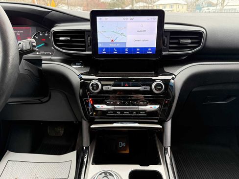 Used 2024 Ford Explorer ST-Line w/ Class IV Trailer Tow Package image 48