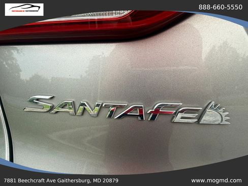 Used 2017 Hyundai Santa Fe Sport FWD image 9