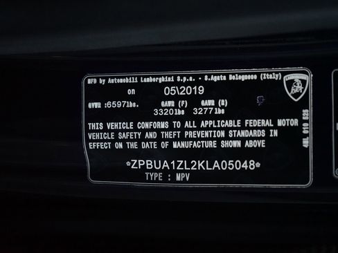 Used 2019 Lamborghini Urus image 39