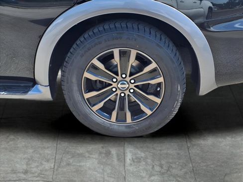 Used 2018 Nissan Armada SL image 7