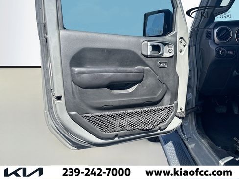 Used 2020 Jeep Wrangler Unlimited Sport image 20