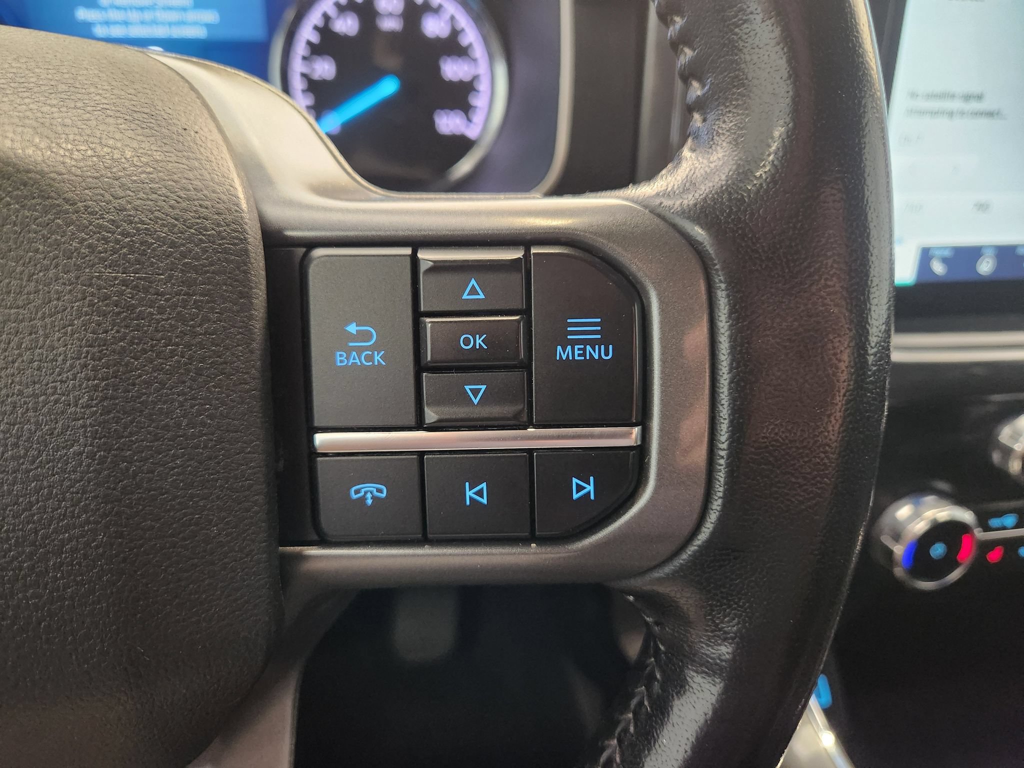 Used 2022 Ford F150 XLT w/ Equipment Group 302A High AWD/4WD image 30