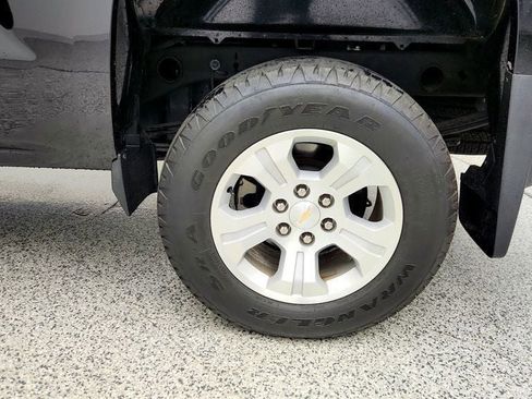 Used 2016 Chevrolet Silverado 1500 LT AWD/4WD image 9