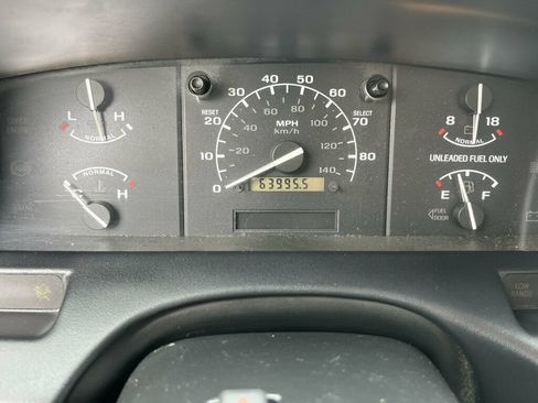 Used 1996 Ford F150 2WD Regular Cab image 55
