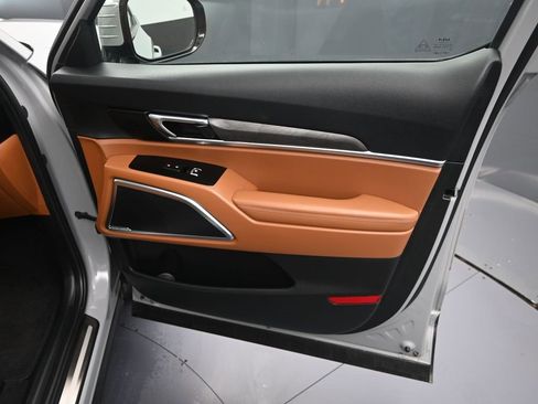 Used 2024 Kia Telluride SX X-Line image 41