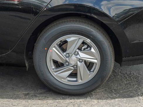 New 2026 Hyundai Elantra SE image 11