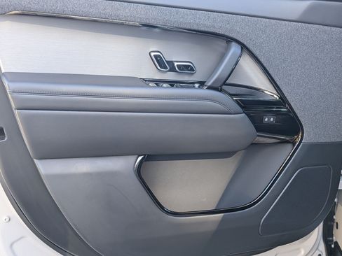 New 2026 Land Rover Range Rover Sport SE AWD/4WD image 13