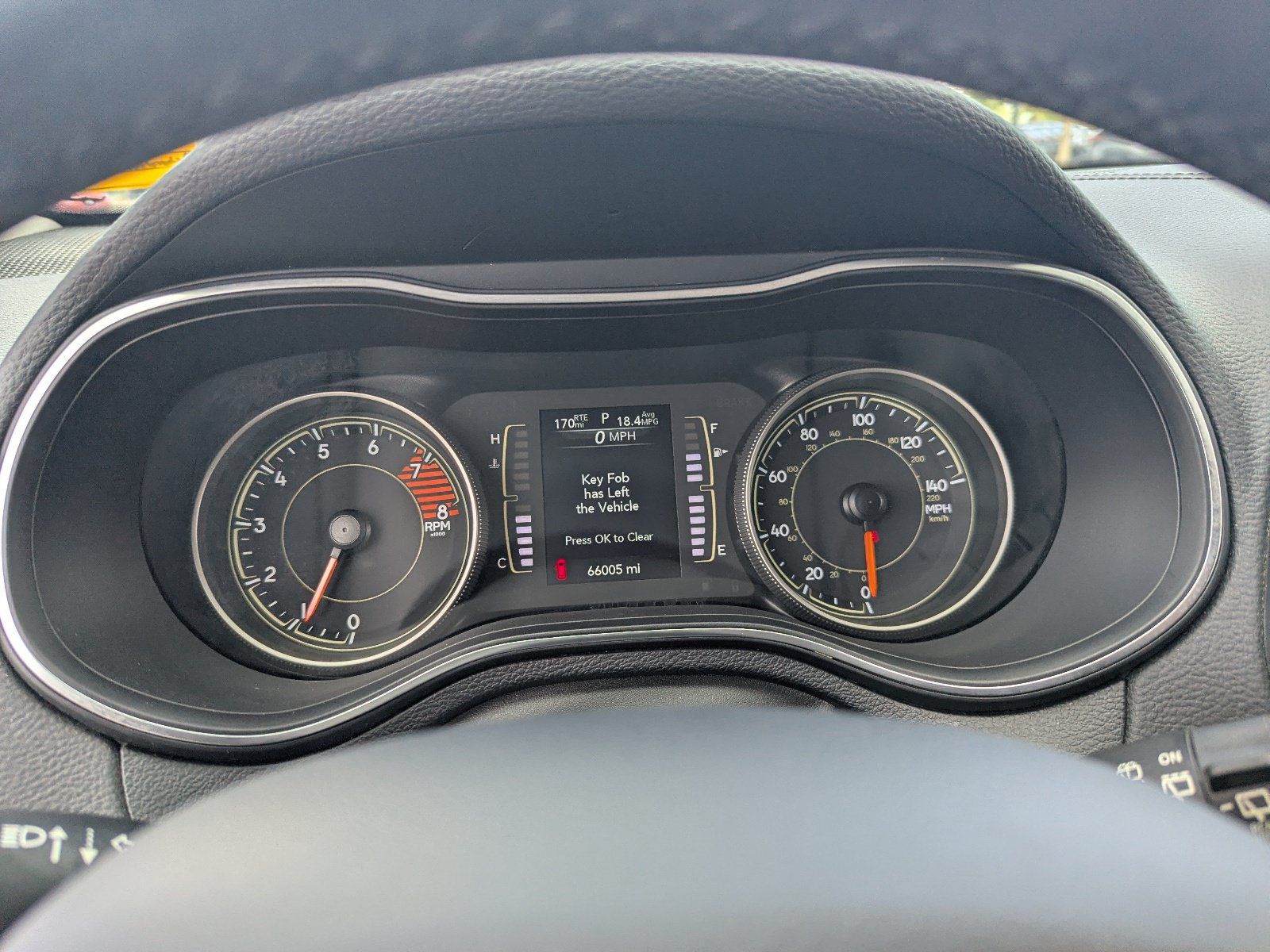 Used 2020 Jeep Cherokee Latitude Lux w/ Comfort/Convenience Group FWD image 34