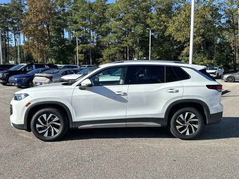 New 2026 Volkswagen Tiguan S image 9