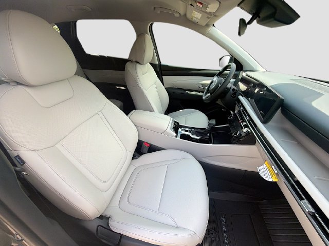 New 2026 Hyundai Tucson SEL Plus w/ Tow & Go Package FWD image 28