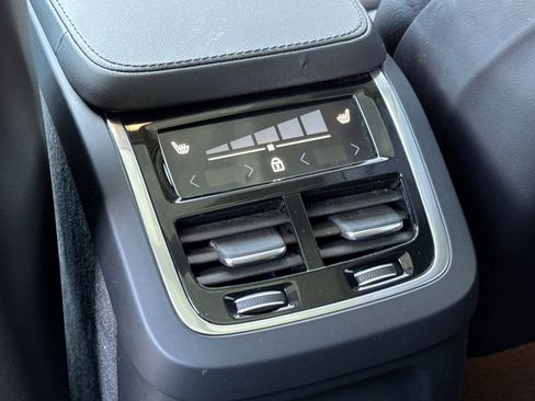 Used 2024 Volvo XC90 T8 Plus w/ Protection Package Premier image 12