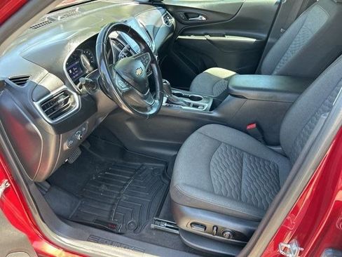 Used 2021 Chevrolet Equinox LT FWD image 14