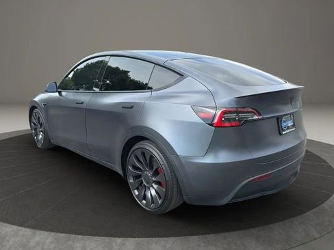 Used 2021 Tesla Model Y Performance AWD/4WD image 3