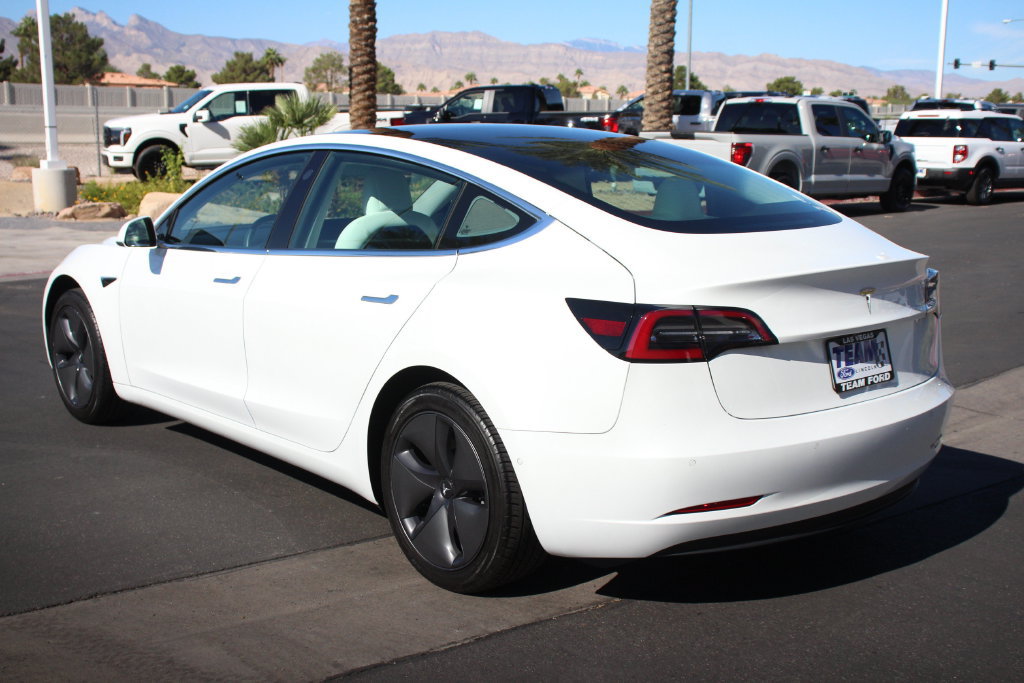 Used 2019 Tesla Model 3 Standard Range Plus RWD image 5