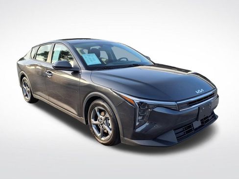 Used 2025 Kia K4 FWD image 4