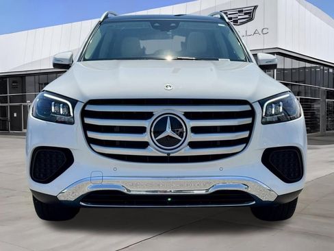 Used 2026 Mercedes-Benz GLS 450 4MATIC image 4