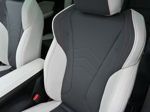 Certified 2025 BMW X2 xDrive28i AWD/4WD image 12