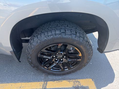 Used 2023 Chevrolet Silverado 1500 Custom w/ LPO, Dark Essentials Package AWD/4WD image 6