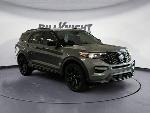 Used 2024 Ford Explorer ST-Line w/ Class IV Trailer Tow Package AWD/4WD image 7