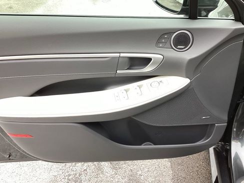 New 2026 Hyundai Sonata Limited image 25