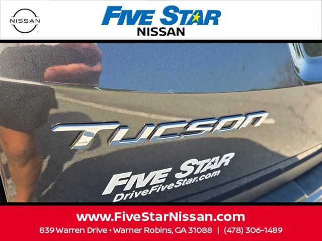 Used 2023 Hyundai Tucson SE FWD image 11