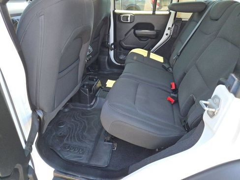 Used 2021 Jeep Wrangler Unlimited Sport AWD/4WD image 24