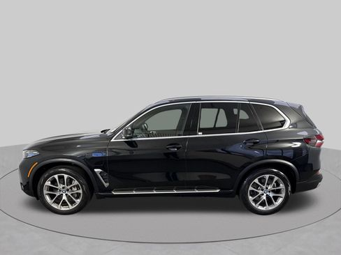 Used 2024 BMW X5 xDrive50e AWD/4WD image 30