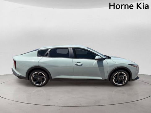 New 2026 Kia K4 EX FWD image 3