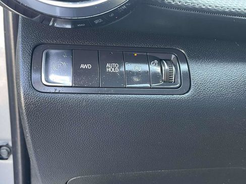 Used 2026 Chevrolet Equinox LT AWD/4WD image 26