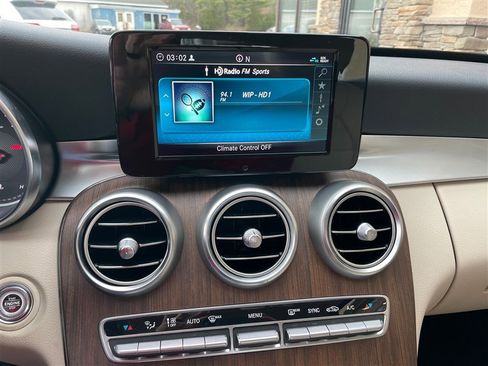 Used 2019 Mercedes-Benz C 300 4MATIC Sedan image 13