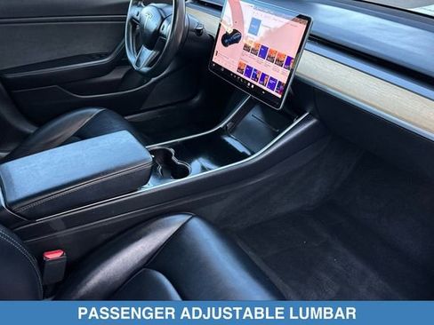 Used 2018 Tesla Model 3 Mid Range RWD image 17