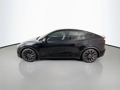 Used 2023 Tesla Model Y Performance AWD/4WD image 4