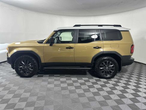 Used 2026 Toyota Land Cruiser w/ Premium Package AWD/4WD image 4